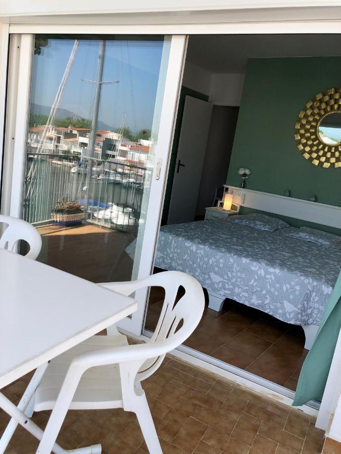 Appartement 80 m2,Port Rhodes D-2 chambres, terrasse panoramique, vue sur le canal principal d’Empuriabrava Extérieur photo