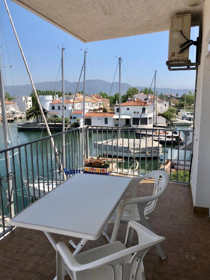 Appartement 80 m2,Port Rhodes D-2 chambres, terrasse panoramique, vue sur le canal principal d’Empuriabrava Extérieur photo