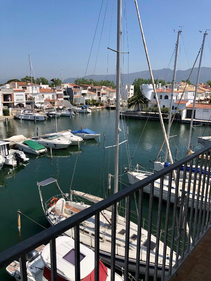 Appartement 80 m2,Port Rhodes D-2 chambres, terrasse panoramique, vue sur le canal principal d’Empuriabrava Extérieur photo
